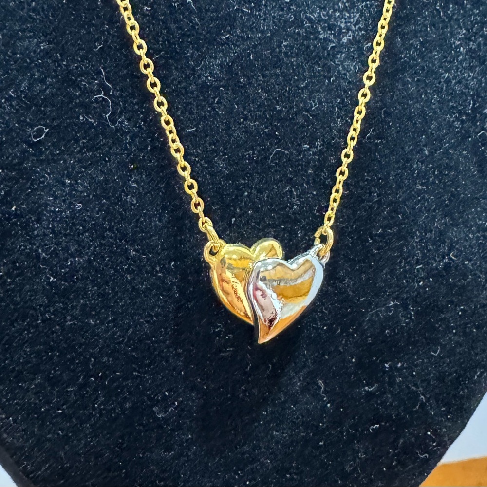 Vintage magnetic heart gold tone and silver Pendant Necklace